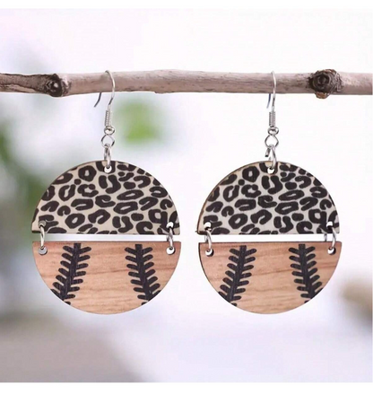 🐾 Aros Redondos Animal Print con Diseño Béisbol – Un Toque Divertido y Original