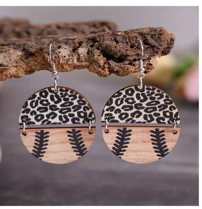 🐾 Aros Redondos Animal Print con Diseño Béisbol – Un Toque Divertido y Original