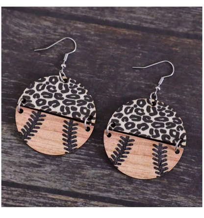 🐾 Aros Redondos Animal Print con Diseño Béisbol – Un Toque Divertido y Original