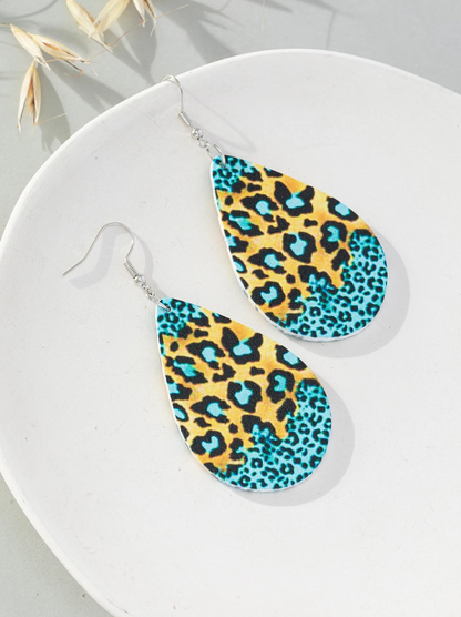 🐆 Aros Gota de Madera con Estampado Animal Print – Estilo Casual y Audaz