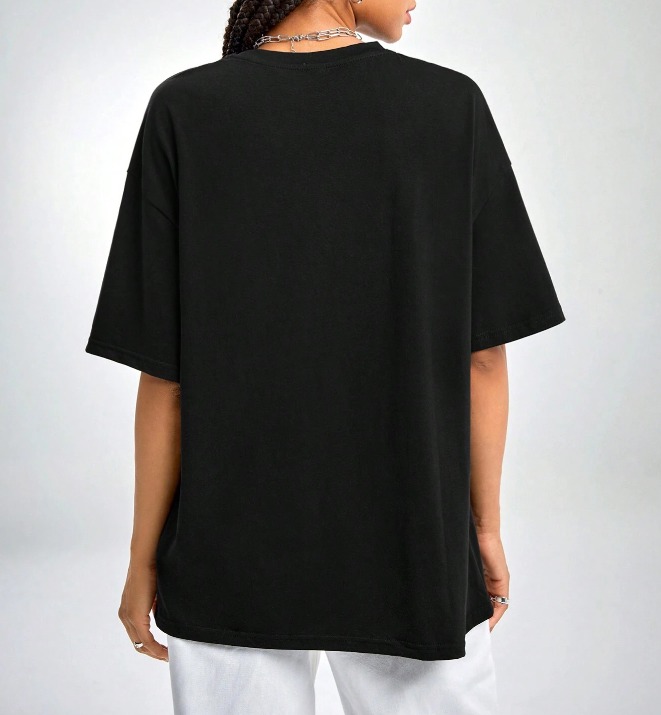 🖤 Camiseta Holgada con Gráfico de Letra