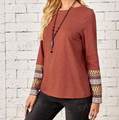 🧡 Camiseta con Estampado Geométrico