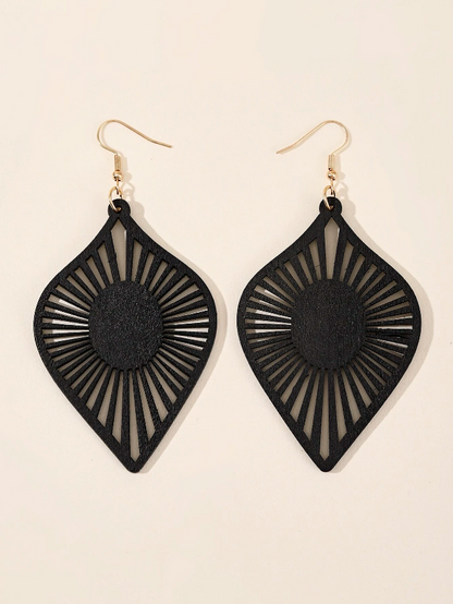 🖤 Pendientes Florales Calados – Estilo Bohemio