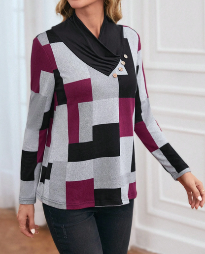 🟥 Camiseta con Estampado Geométrico y Diseño de Botón