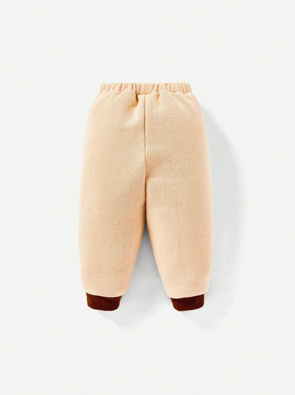 Conjunto de Sudadera y Pantalones Deportivos en Color Albaricoque