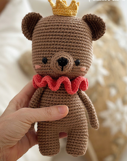🧸👑 Osito Rey – Amigurumi Hecho a Mano