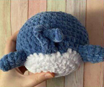 🐋 Ballena Azul de Peluche – Amigurumi Hecho a Mano