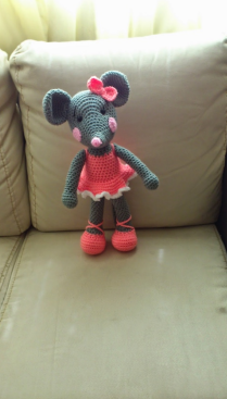 🐭 Ratita Bailarina – Amigurumi Hecho a Mano