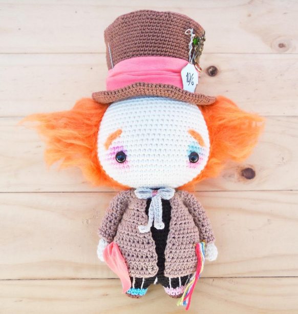 🎩 Sombrerero Loco – Amigurumi Hecho a Mano
