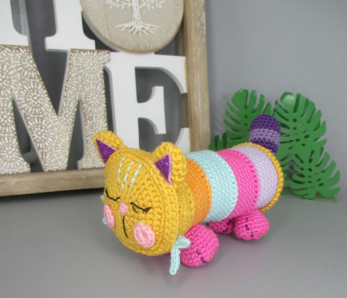 🐱 Amigurumi Gatito Multicolor – Hecho a Mano
