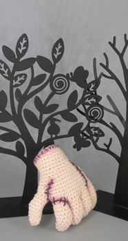 ✋ Amigurumi “La Cosa Addams” – Hecho a Mano