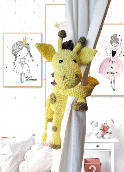 🦒 Jirafa Sujetacortinas – Amigurumi Hecho a Mano