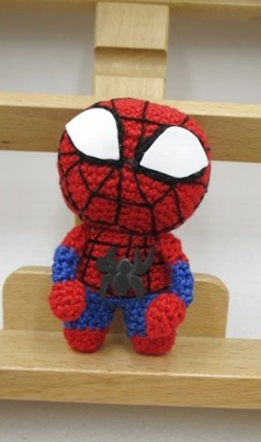 🕷️ Spiderman – Amigurumi Hecho a Mano