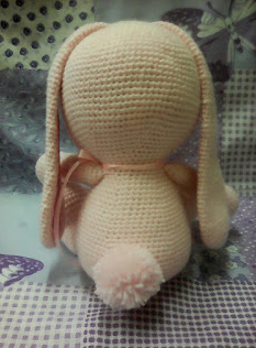 🐇 Conejito Rosa con Corazón – Amigurumi Hecho a Mano