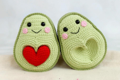 🥑 Avocadics Enamororados – Amigurumi Hecho a Mano