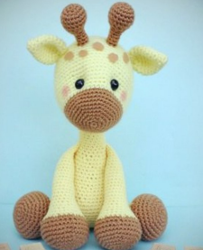 🦒 Jirafita Amigurumi – Hecho a Mano