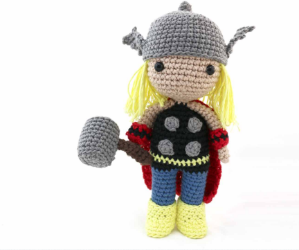 ⚡ Amigurumi Thor – Hecho a Mano