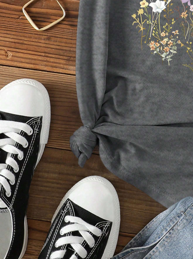 🌿 Camiseta de Manga Corta con Cuello Redondo y Diseño de Plantas