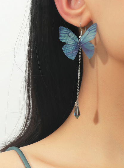 🦋 Pendientes Alas de Mariposa – Diseño Etéreo