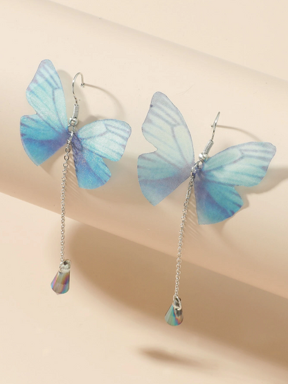 🦋 Pendientes Alas de Mariposa – Diseño Etéreo