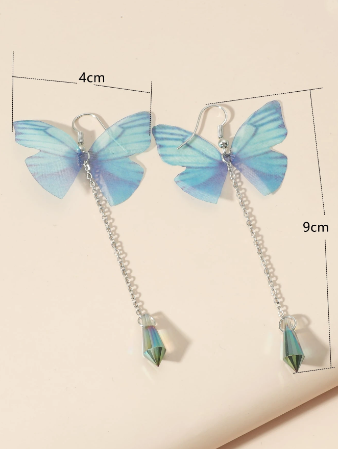 🦋 Pendientes Alas de Mariposa – Diseño Etéreo