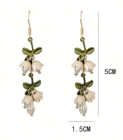 🌼 Pendientes Florales – Diseño Natural con Perlas