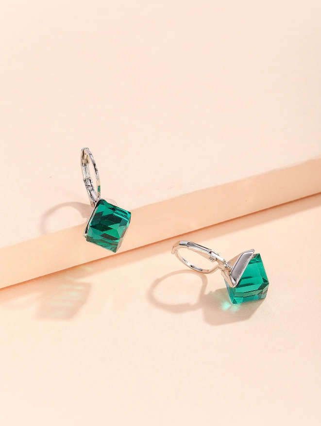💚 Pendientes Geométricos – Cristal & Marco Irregular