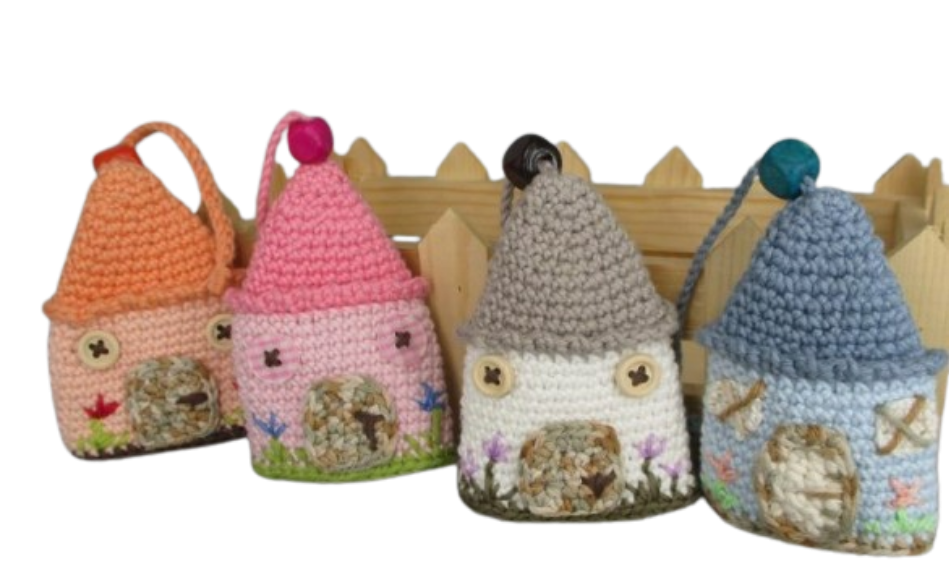 🏠 Llavero Casita de Crochet – Hecho a Mano