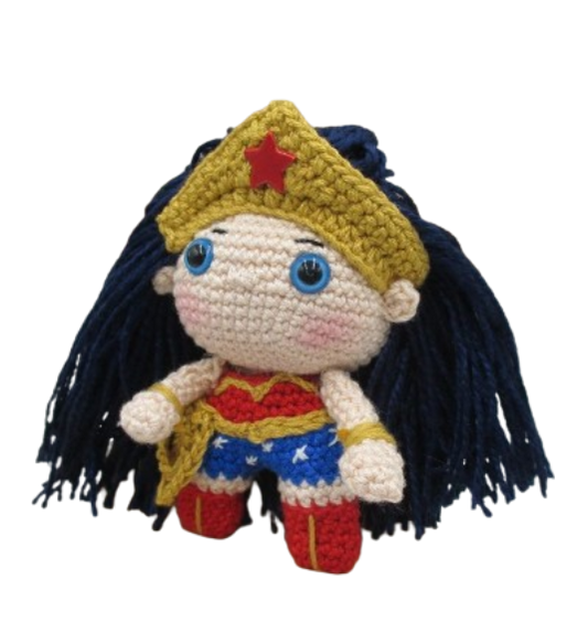 ⭐ Wonder Woman – Amigurumi Hecho a Mano
