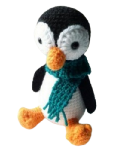 🐧 Pingüino con Bufanda Verde – Amigurumi Hecho a Mano