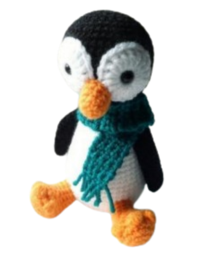 🐧 Pingüino con Bufanda Verde – Amigurumi Hecho a Mano