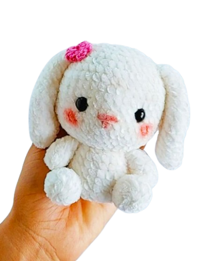 🐇 Conejito Blanco de Felpa – Amigurumi Hecho a Mano